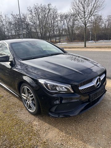 MERCEDES-BENZ CLA 200 - AMG - LED - Automatik 