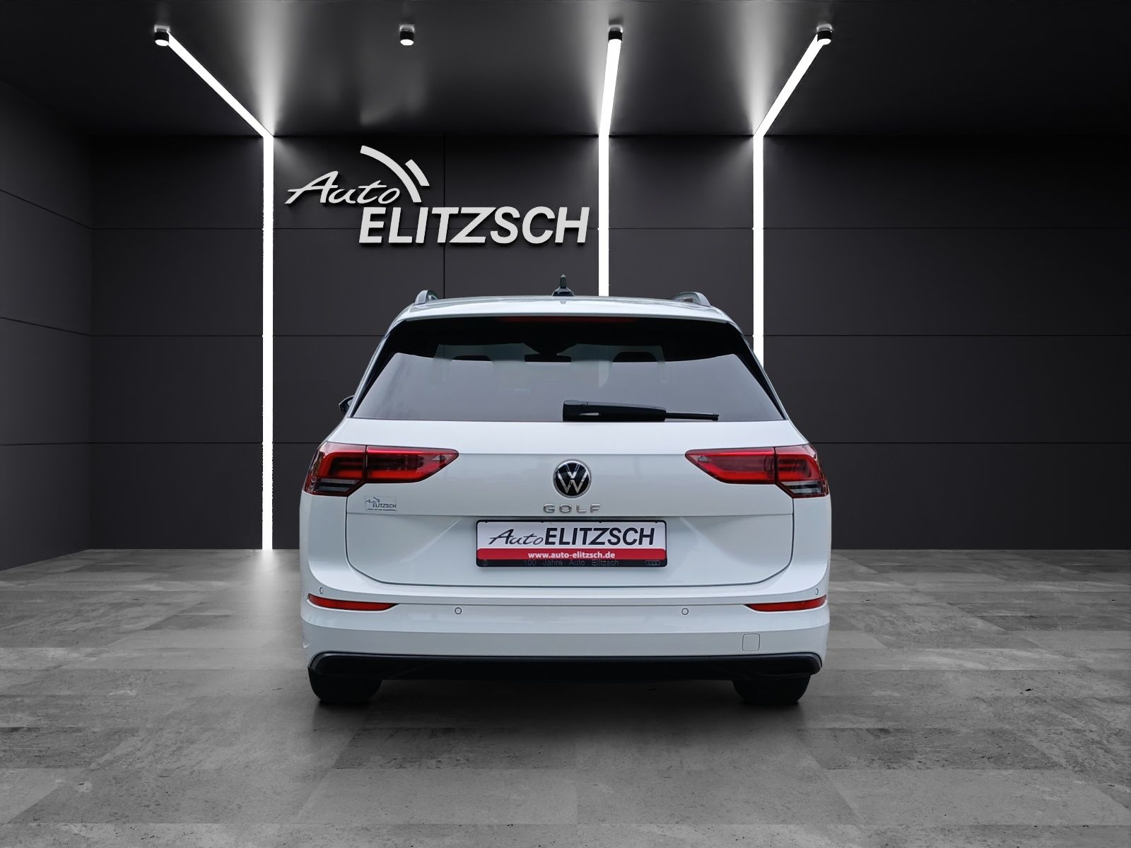 Fahrzeugabbildung Volkswagen Golf VIII Variant TSI Life LED Navi AID ACC PDC