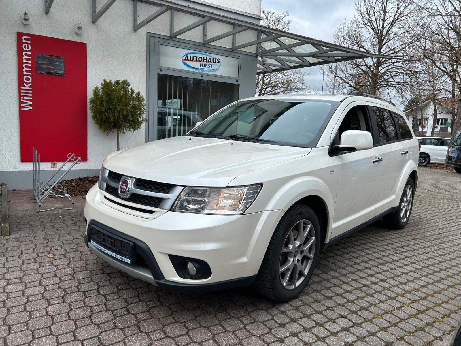 Fiat Freemont 2,0 CRDI Aut.4x4*Leder*Glasd.*7-Sitzer*