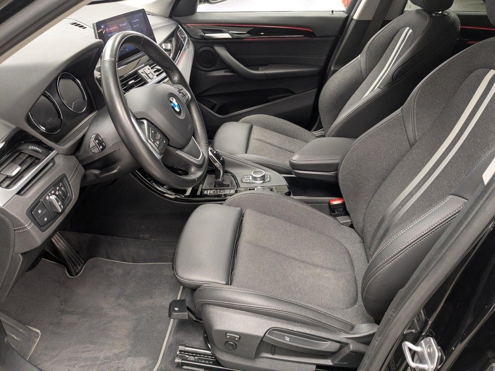 BMW X1 xDrive20d Sport Line HUD RFK DA PA NAVI LED P, миниатюра 16