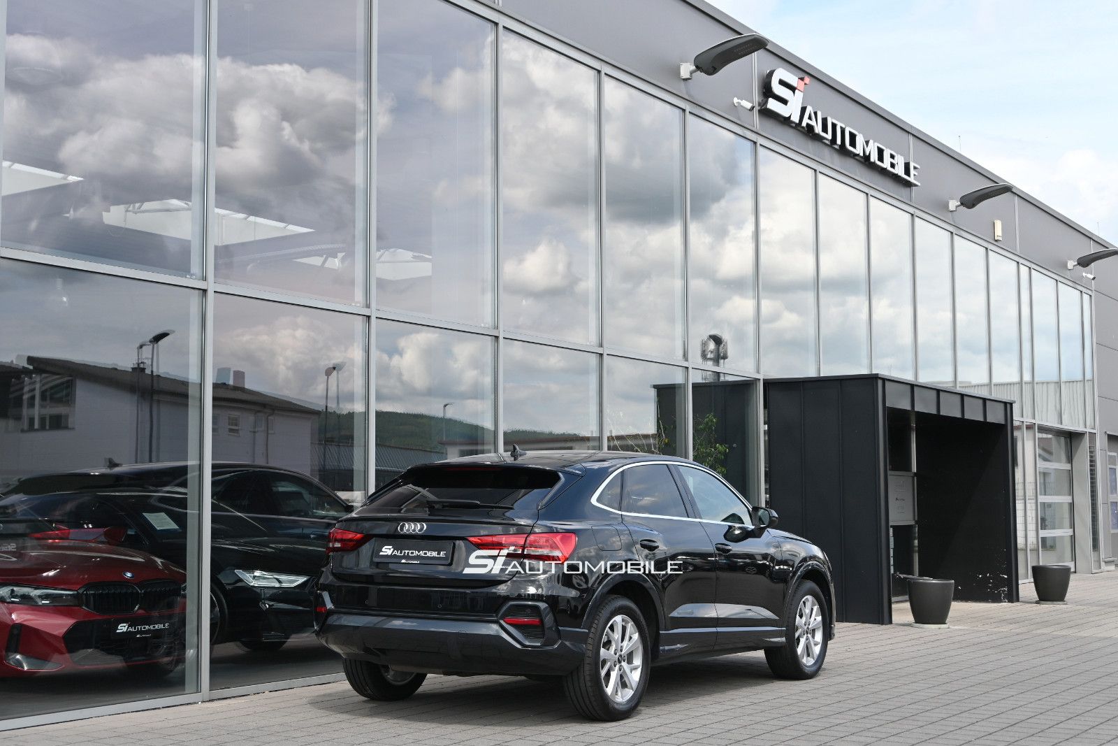 Fahrzeugabbildung Audi Q3 Sportback 40 TDI quattro S tr. °AHK°KAMERA°