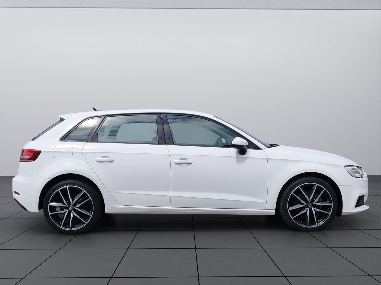 Audi A3 Sportback Navi/AHK/virtual/Sound-Syst./, миниатюра 7