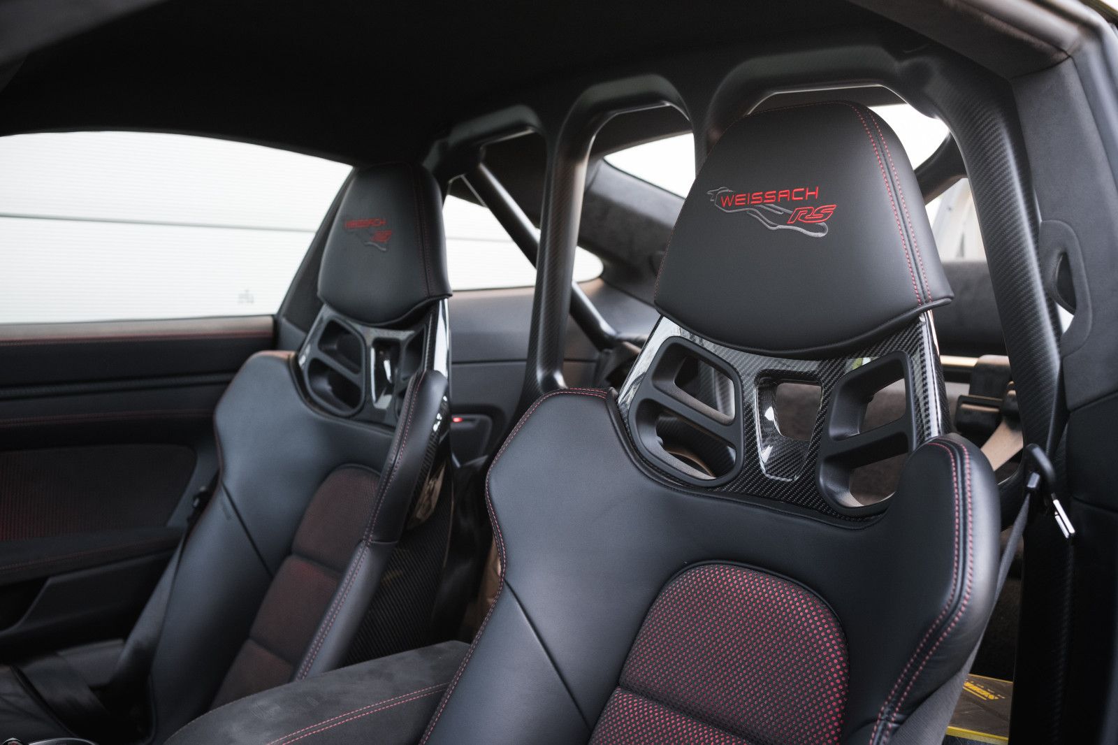 Fahrzeugabbildung Porsche 992/911 GT3 RS-Weissach-Lift-90 Liter-FOLIERT