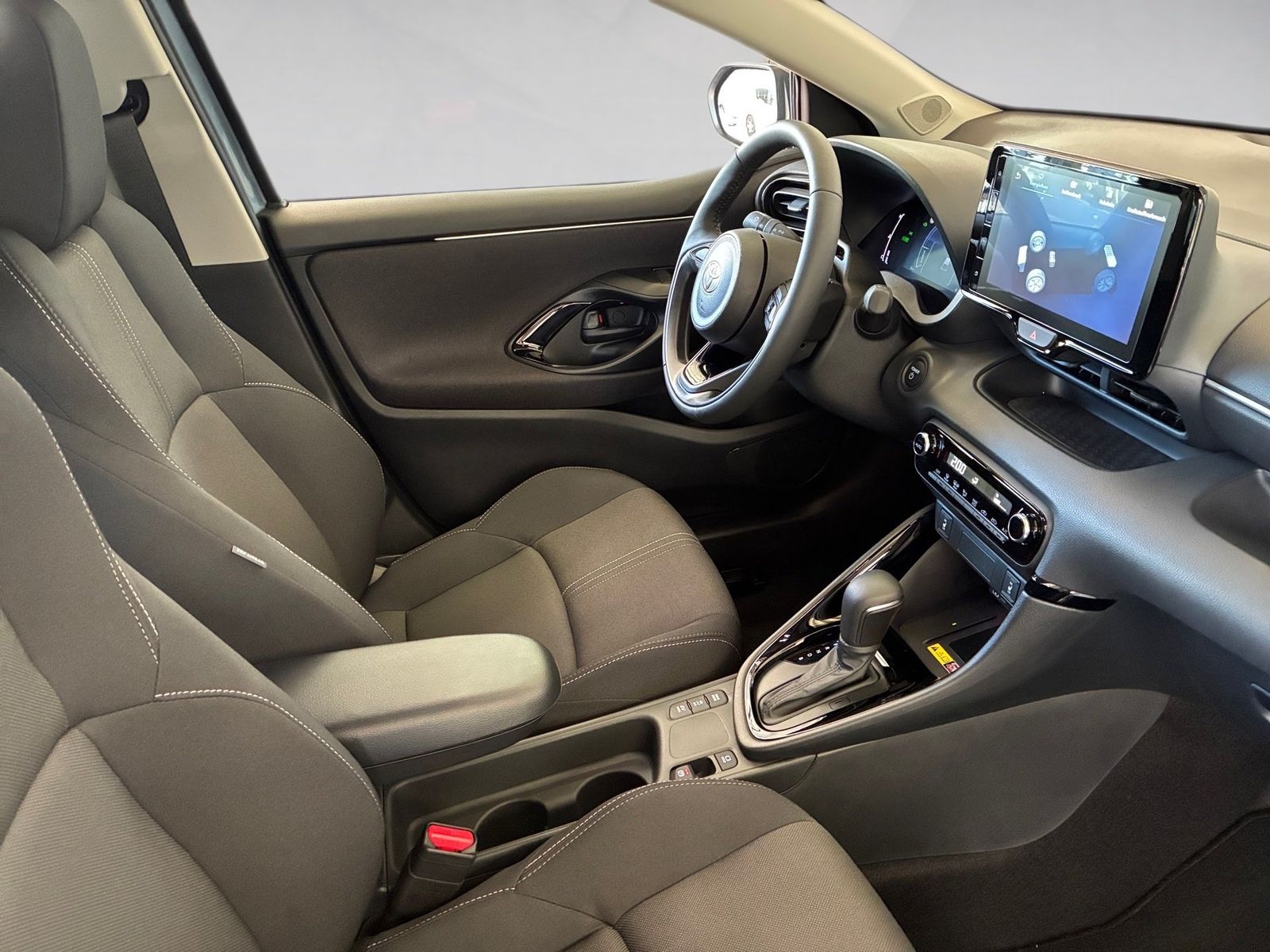 Fahrzeugabbildung Toyota Yaris 1.5 Hybrid Teamplayer Kamera,LED,ACC,PDC