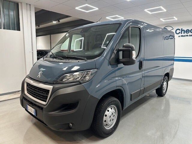 Peugeot Boxer 330 2.2 BlueHDi 120 S&S PC-TN Furg