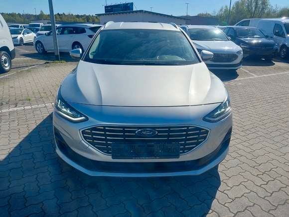 Gebrauchtwagen Ford Focus Focus Titanium X*VirtualC*LED*RFK*WinterP* in Deggendorf