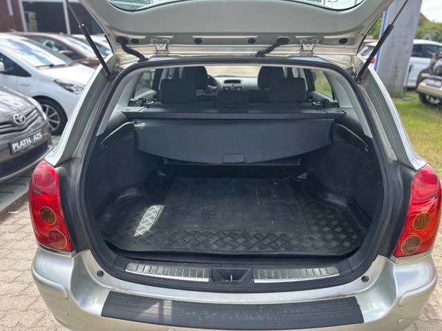 Toyota Avensis  Kombi 1.8 Sol