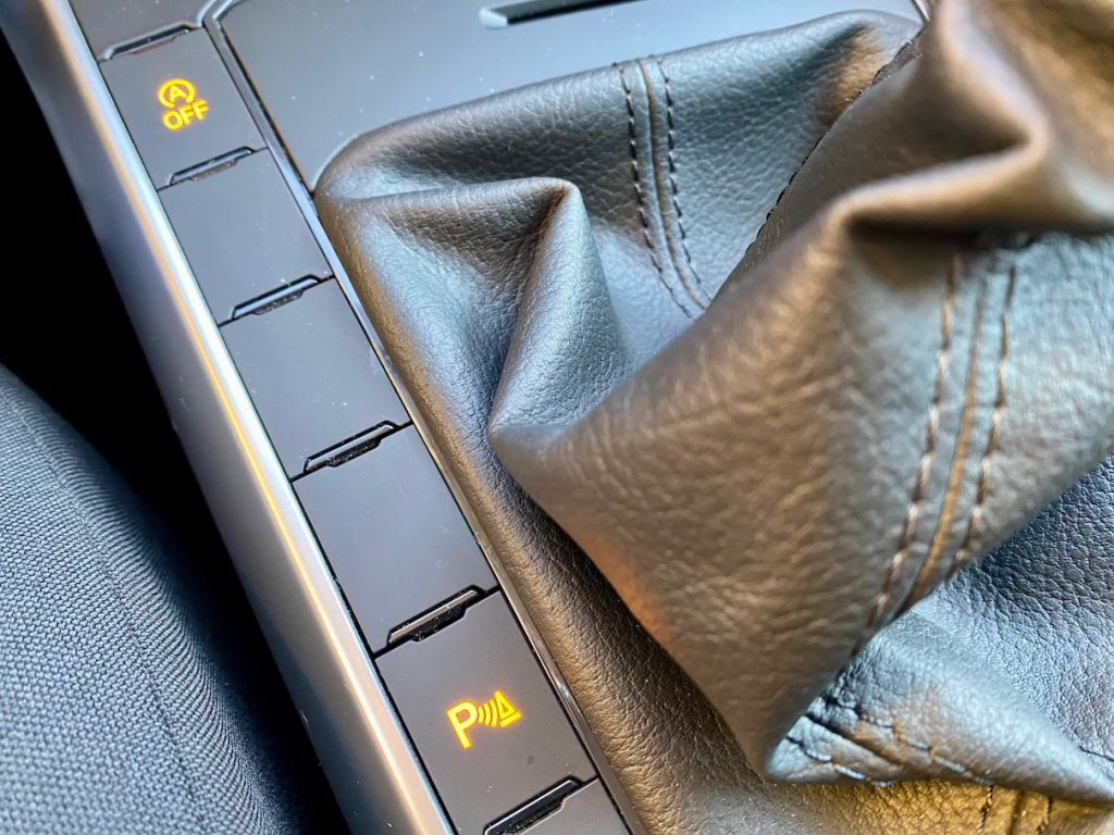 Fahrzeugabbildung Volkswagen Polo 1.0 TSI OPF Life KLIMA LED GZJR NAVI DAB+