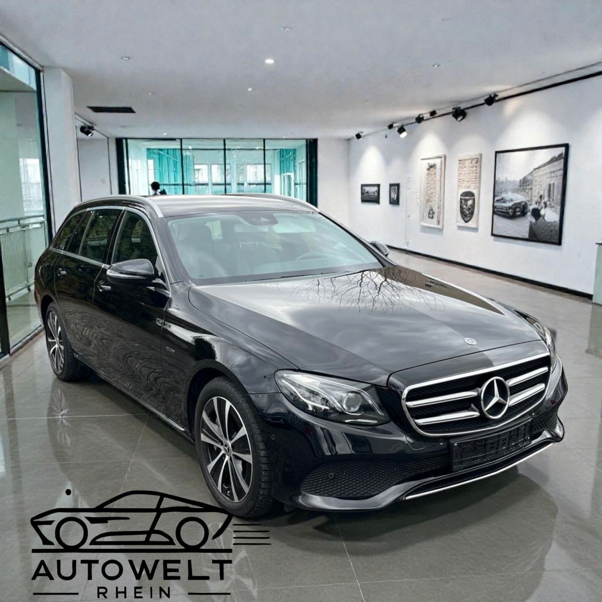 Mercedes E 300 - 1