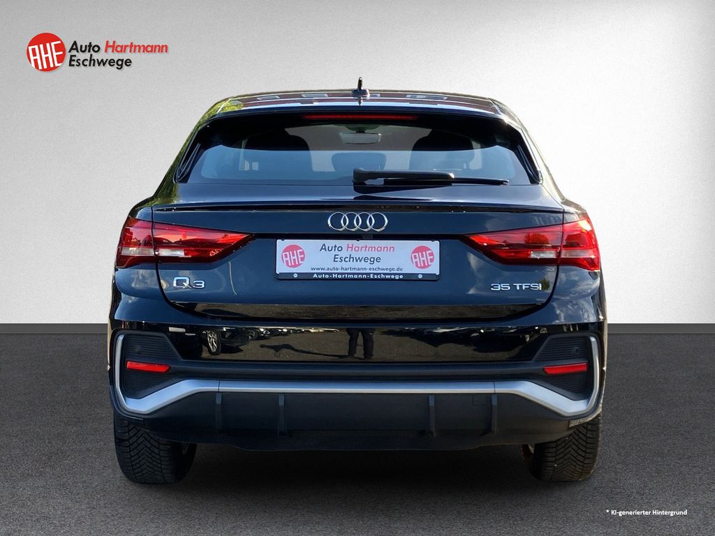 AUDI Q3 Sportback 35 TFSI S-line LED Navi ACC Rfk 18' AUDI Q3 Sportback 35 TFSI S-line LED Navi ACC Rfk 18'