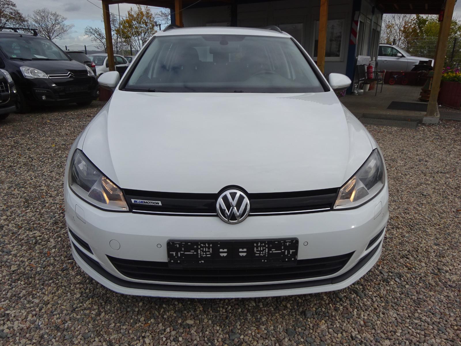 Volkswagen Golf 2014 — rear view