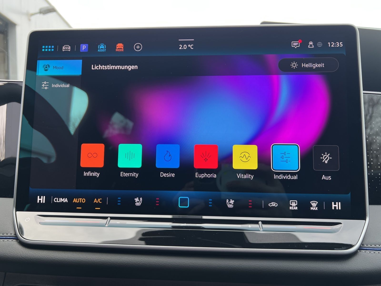 Tiguan R-Line 2.0 TDI 4M DSG Leder*AHK*Black Sty