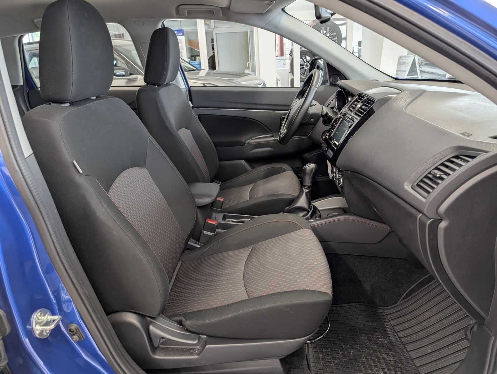 MITSUBISHI ASX  1.6 MIVEC Edition Navi Kamera – Bild 12