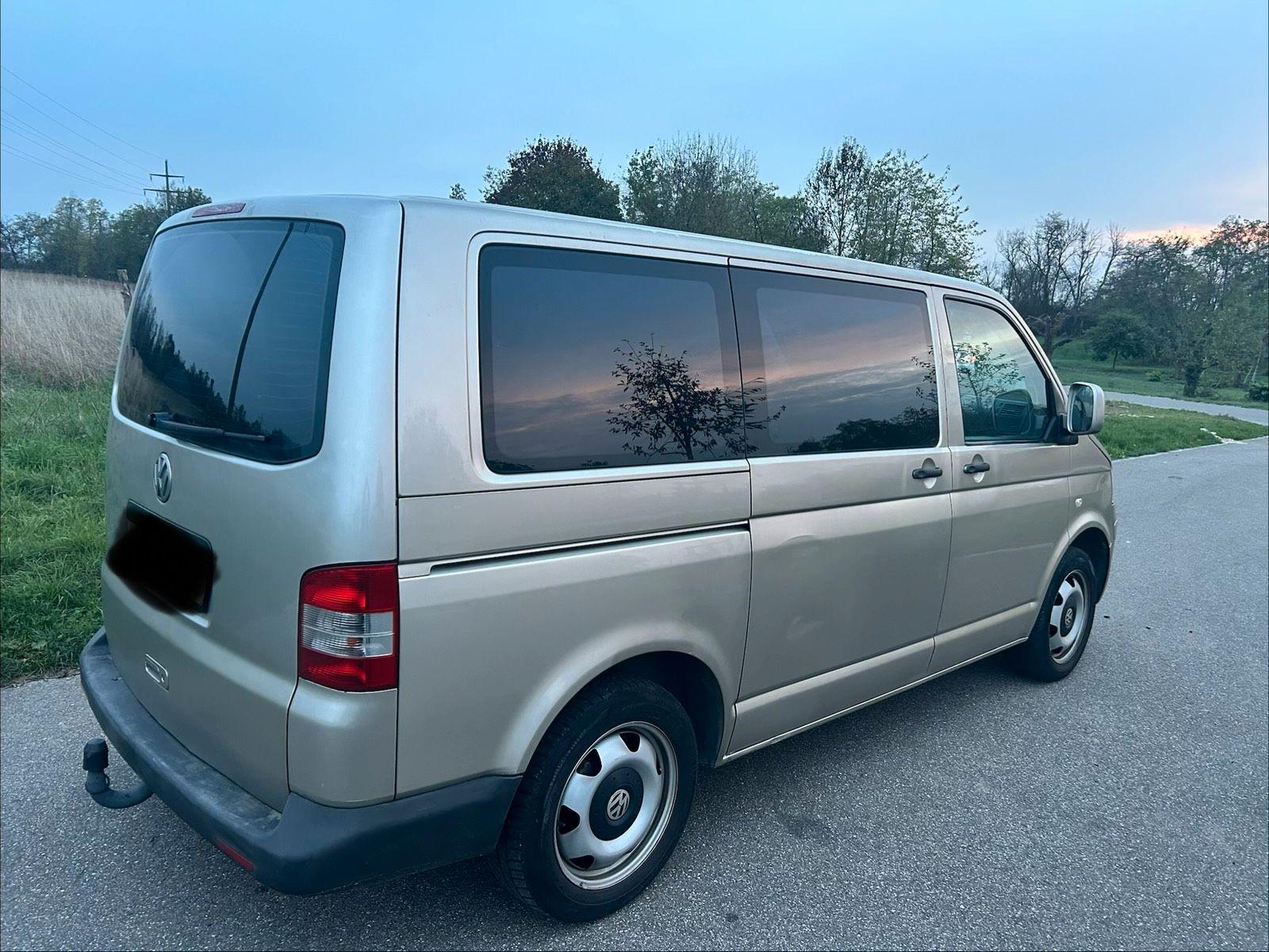 Volkswagen Transporter 2006 — photo 8