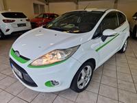 Ford Fiesta Titanium neue Allwetterreifen, Tüv u.v.m