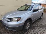 Mitsubishi Outlander 2,0 Comfort 4x4 Allrad TÜV bis 05/2026 - Mitsubishi aus 2004