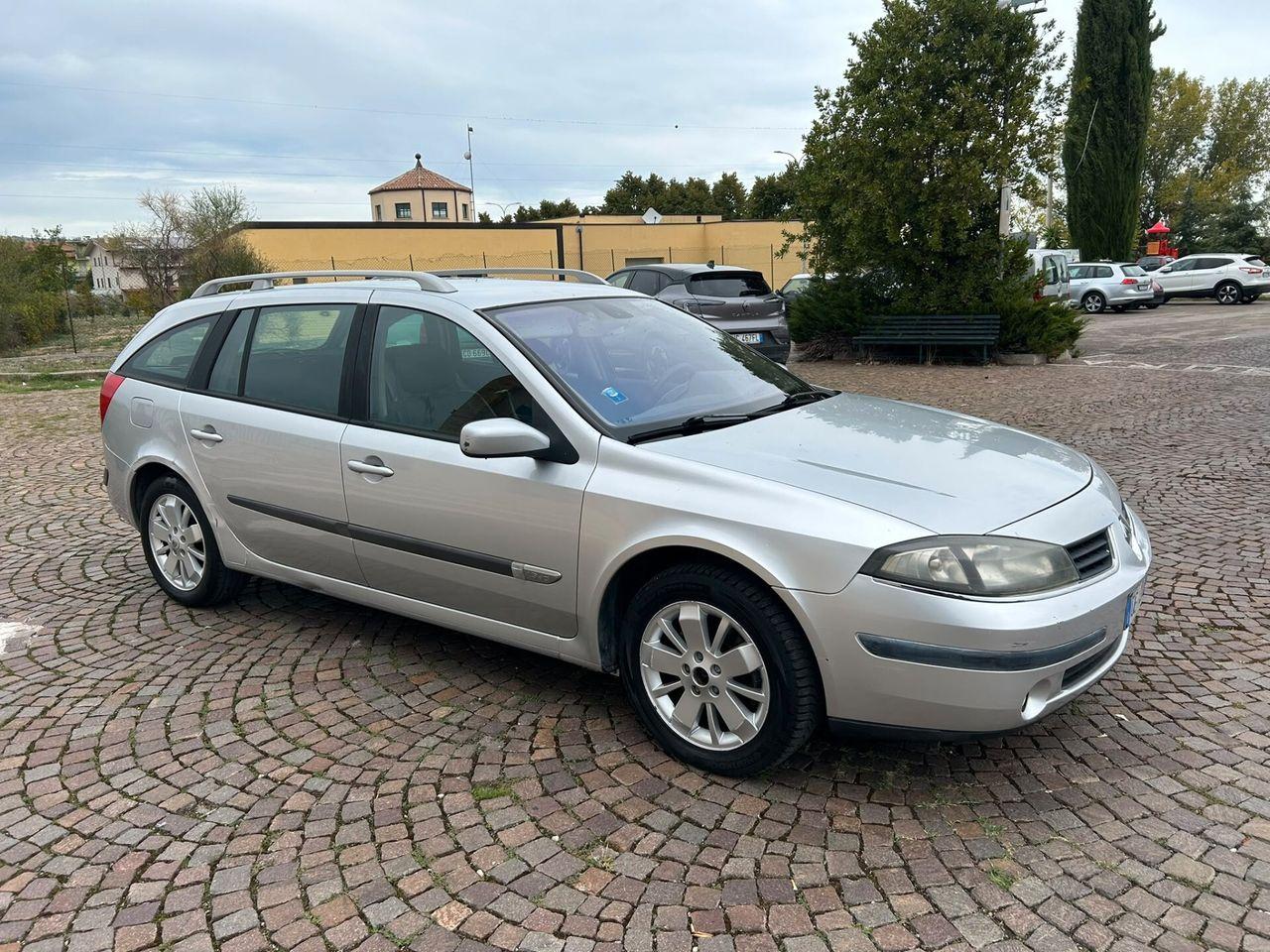 Renault Laguna 2006 — engine 1.870 cm³, 131 HP (96kW)