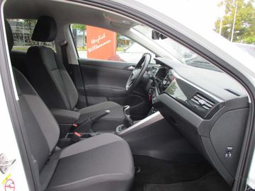 Volkswagen Taigo - 12