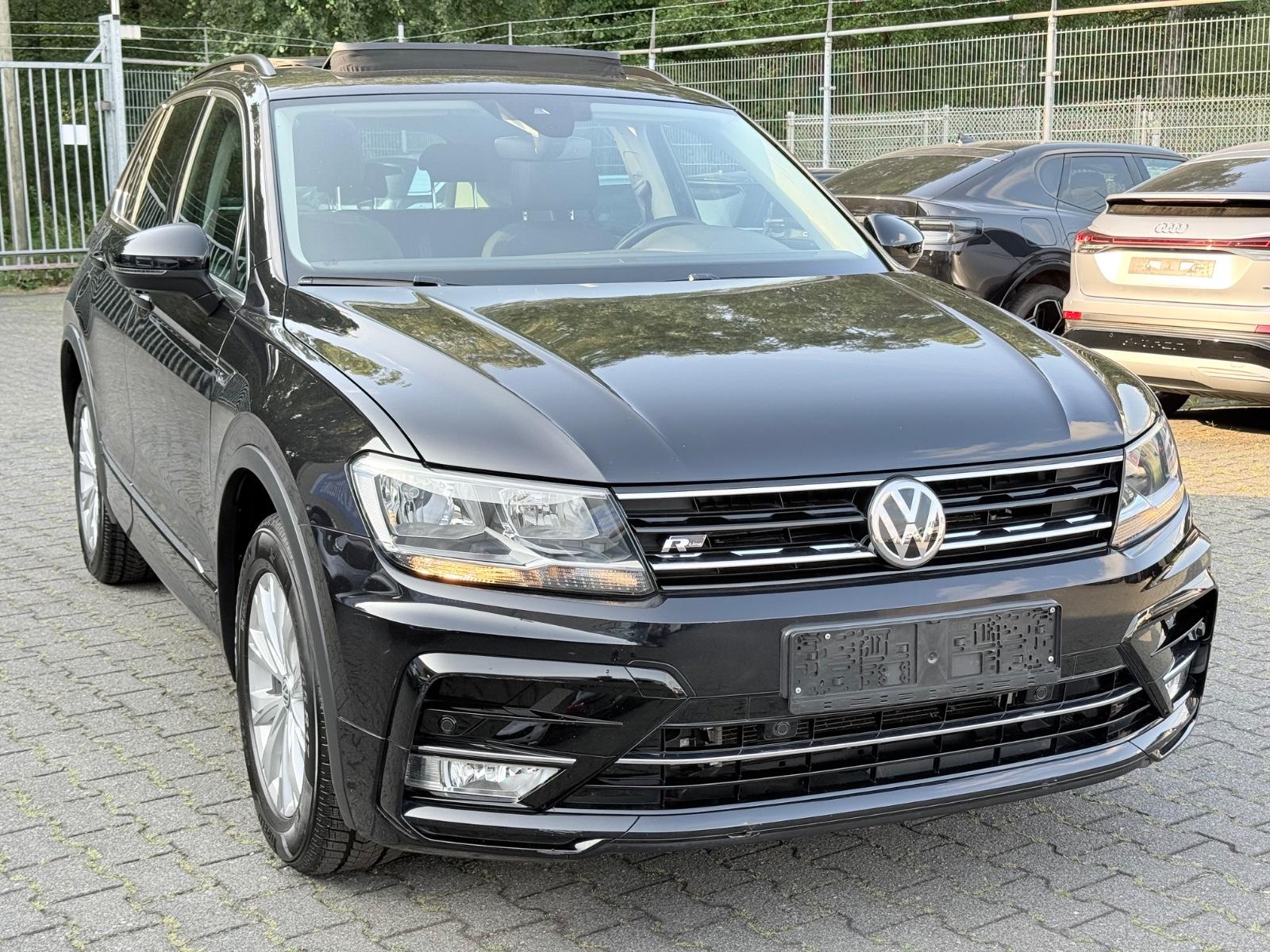 Volkswagen Tiguan Comfortline : Pano-R.Line-Allrad