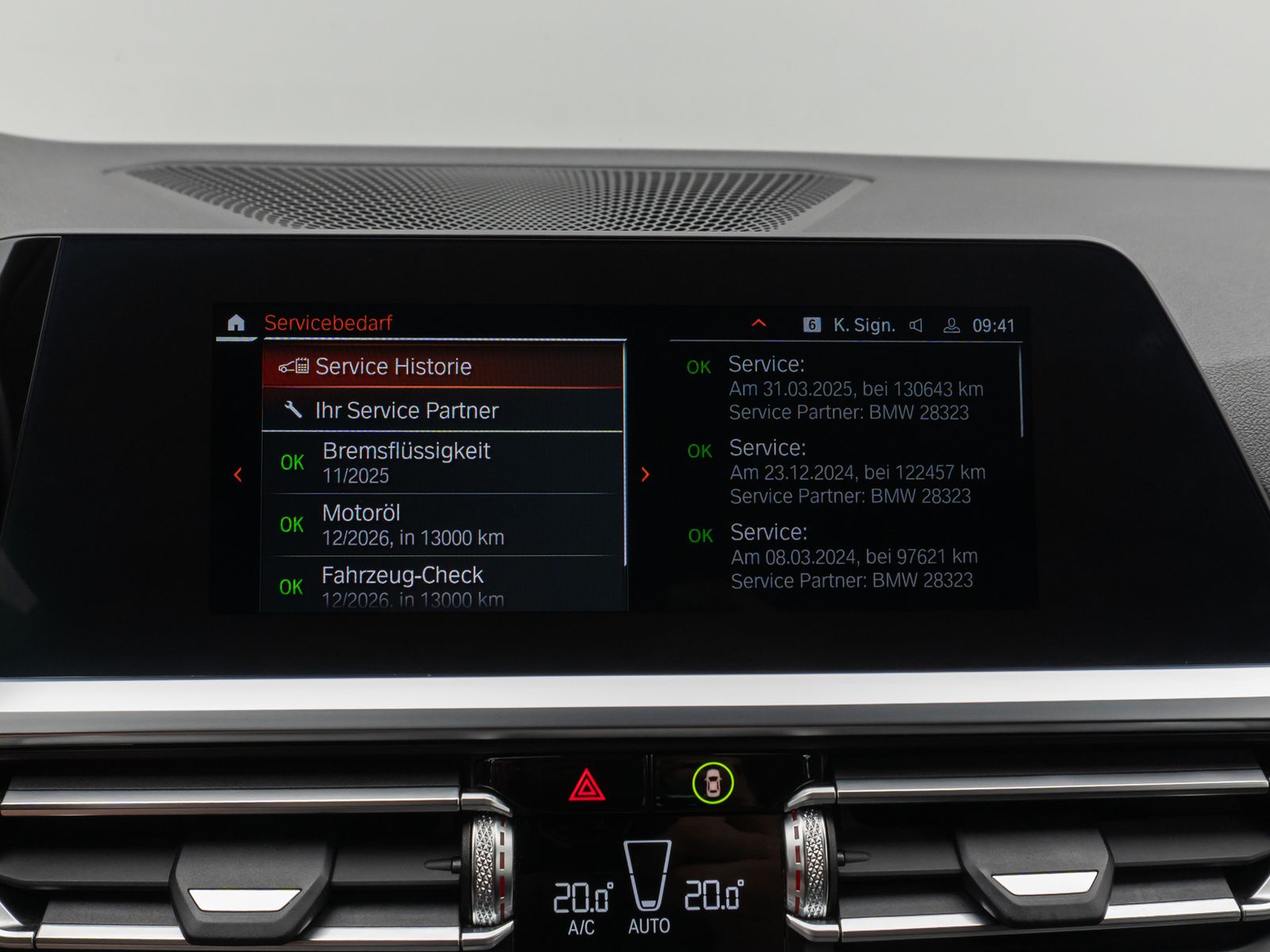 Fahrzeugabbildung BMW 320d Sport Line DAB Laser HUD Cockpit+ Komfort