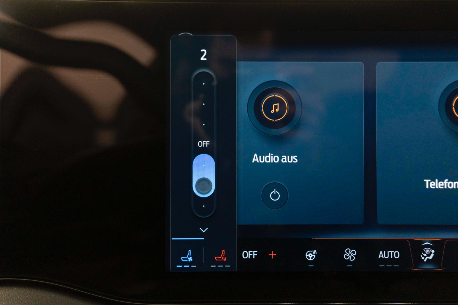 Ford Mustang 5.0L V8 COYOTE KAM TOTW LED CARPLAY