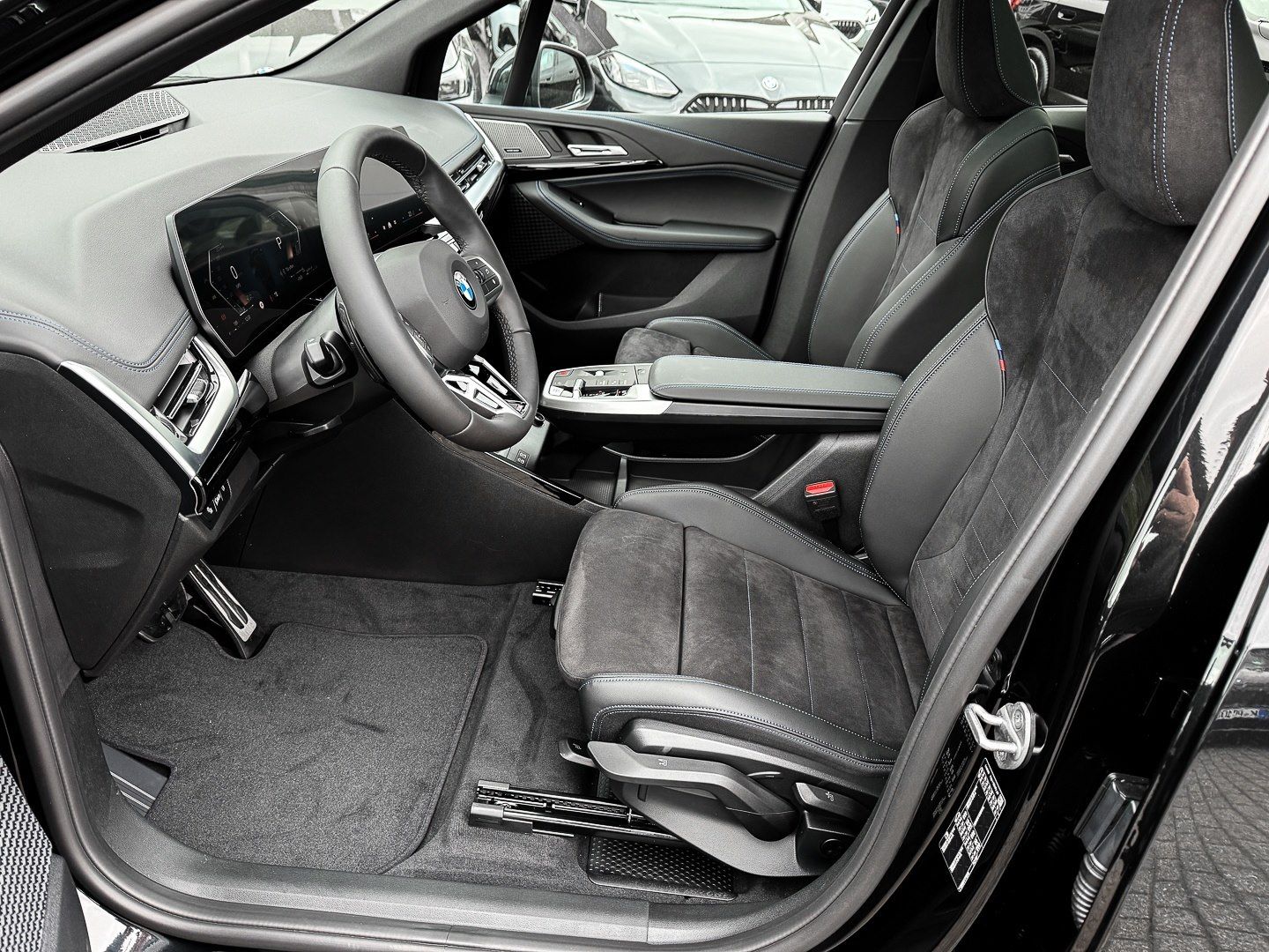 BMW 218 Active Tourer - Bild 12