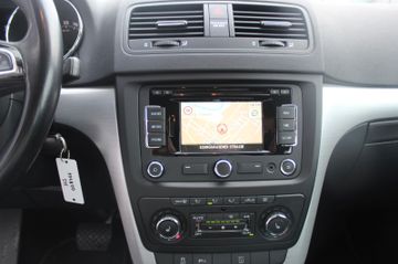 Fahrzeugabbildung SKODA Yeti Ambition Navi Xenon AHK