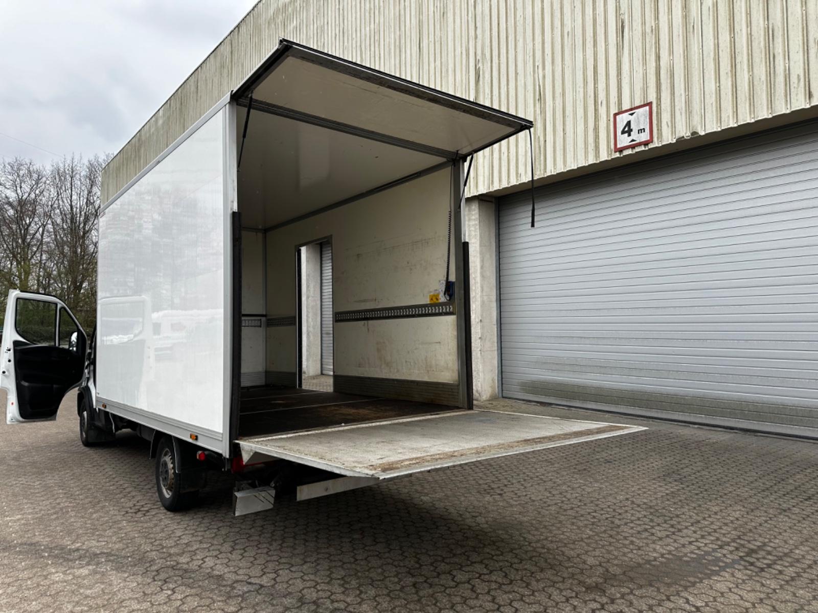 Iveco Daily 35S14 2.3D*Koffer*el.hydr.Ladebordwand*