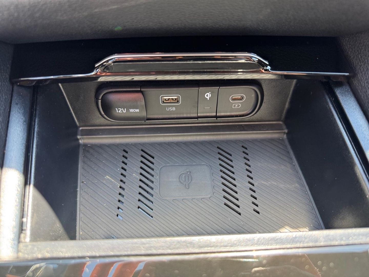 Fahrzeugabbildung Kia Sportage GT-Line Navi Leder Sound 360° AHK-abn.