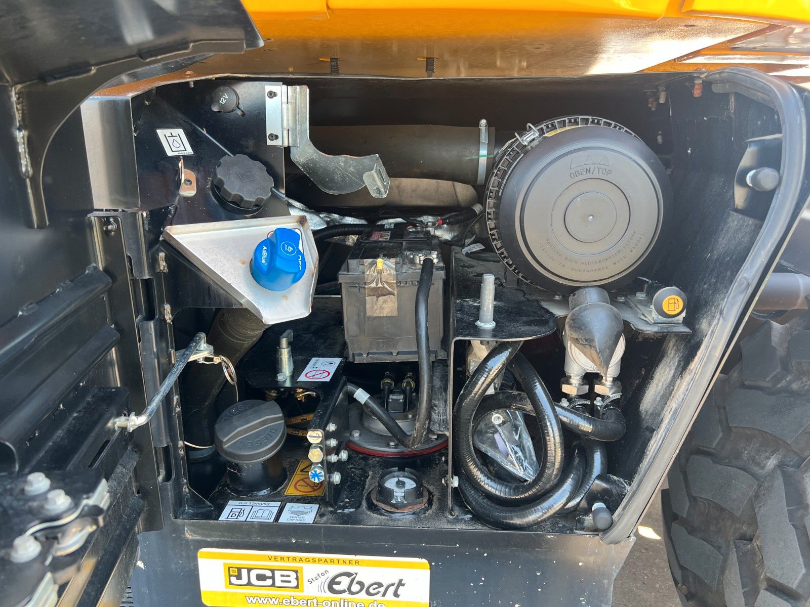 Fahrzeugabbildung JCB Hydradig 110W / Pratzen / nur 179h / Löffelpaket