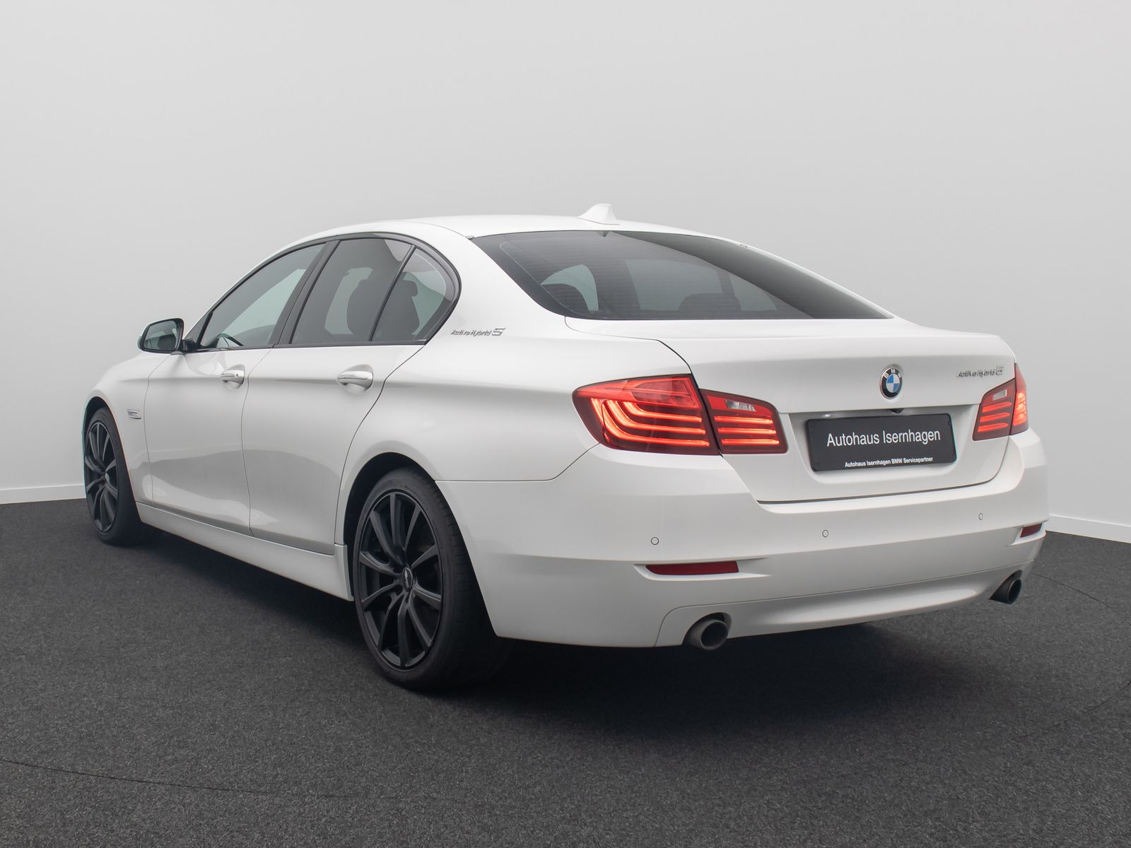 Fahrzeugabbildung BMW 535i Activehybrid5 HUD DAB H/K 360&deg;Sport SoftCl