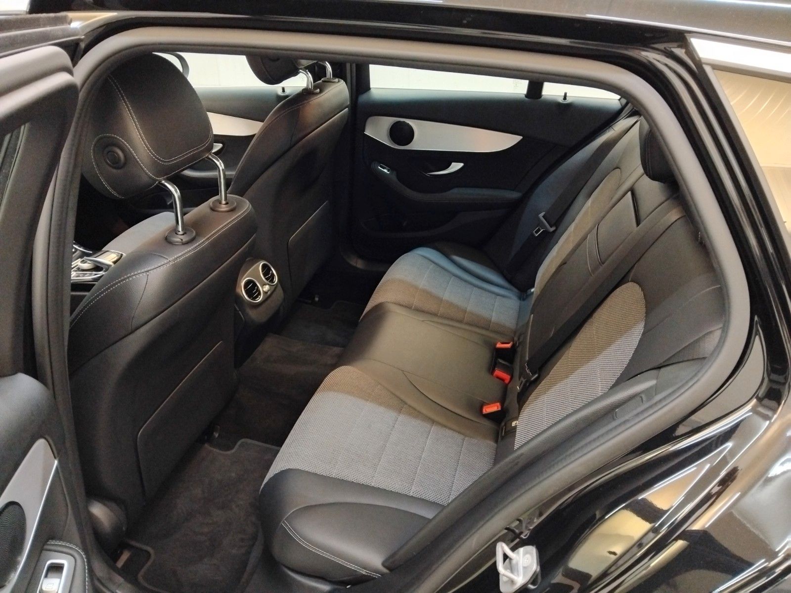 Mercedes-Benz C 200 (06/2026, Benzin)