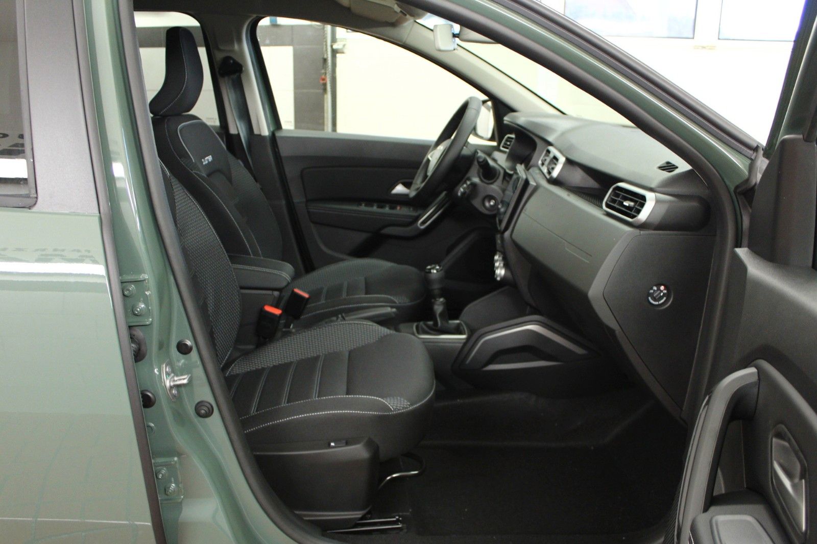 Fahrzeugabbildung Dacia Duster TCe130 Journey*Navi*Sitzhzg**Modell 2023