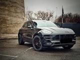 Porsche Macan Turbo 20 Zo+Pano+Bose+SP.AGA+Motor neu+AHK - Porsche Gebrauchtwagen in Stuttgart