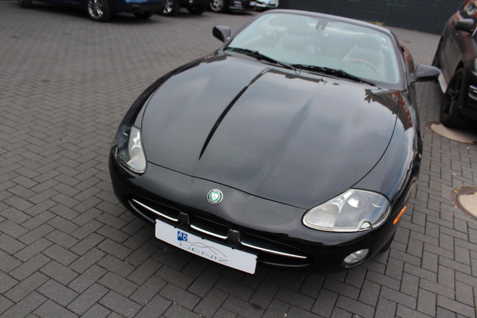 Jaguar XK8 Cabriolet Convertible