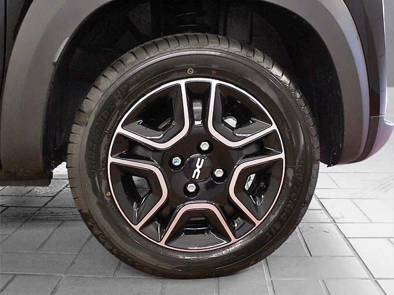 Fahrzeugabbildung Dacia Spring 45 Electric Expression MediaNav