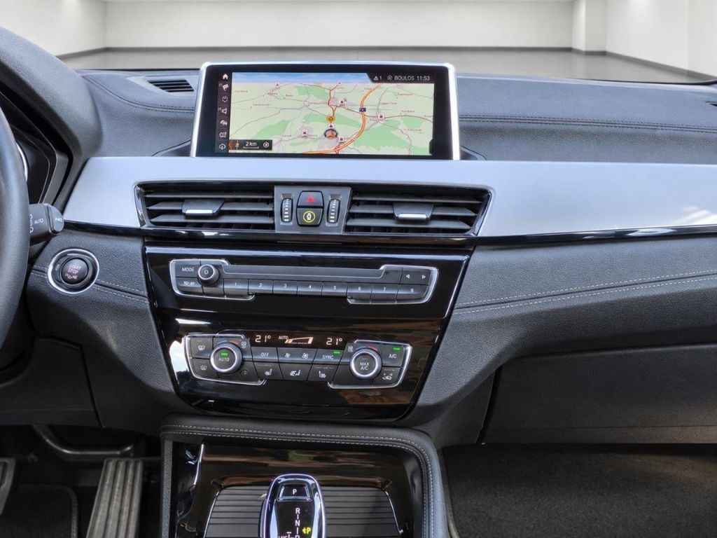 BMW X2 sDrive18i Aut. Advantage Driving Assistant – Bild 17