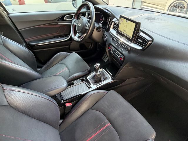 Fahrzeugabbildung Kia pro cee'd / ProCeed GT+Navi+Kamera+LED+CarPlay