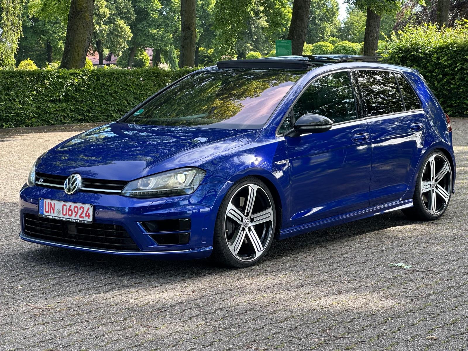 Volkswagen Golf 7 *R* 4-MOTION*PANO*ACC*KEY-GO*DYNAUDIO