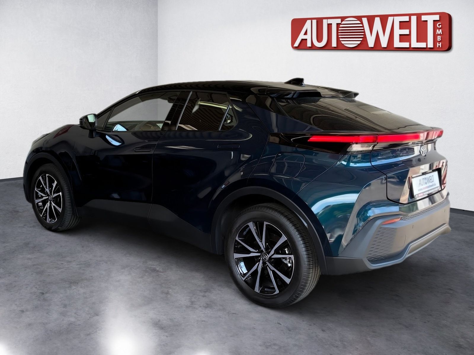 Fahrzeugabbildung Toyota C-HR 2.0 FWD Teamplayer +Technik P. LED,Navi,SHZ