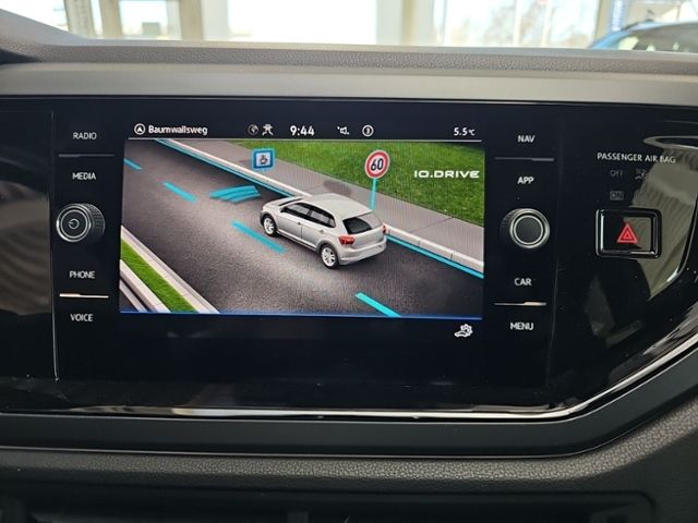 Fahrzeugabbildung Volkswagen Polo 1.0 TSI DSG R-Line LED-MATRIX NAVI BEATS-SO