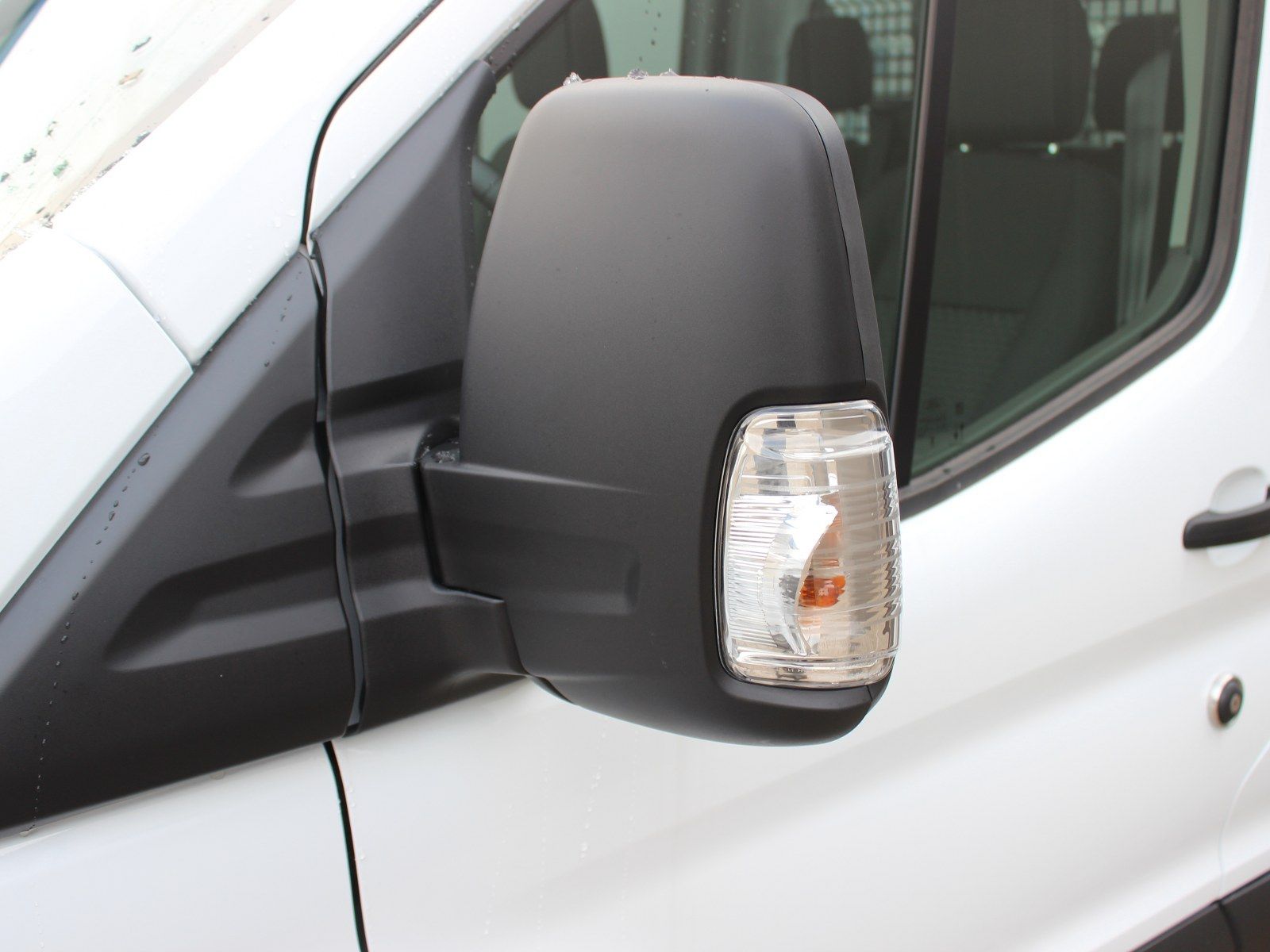 Fahrzeugabbildung Ford Transit 350 L4 Doppelkabine Trend