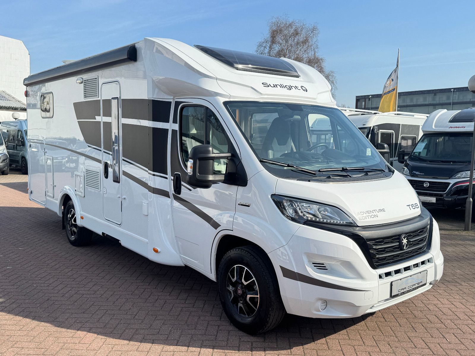 Fahrzeugabbildung Sunlight T 68 ADVENTURE EDITION FIAT LITIHIUM INVERTER 1H