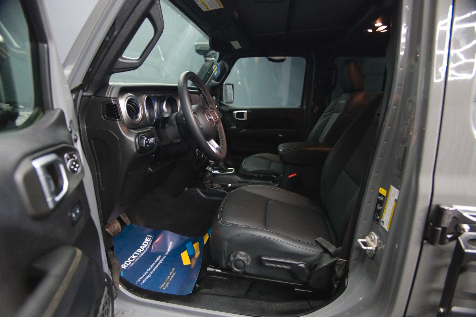 Fahrzeugabbildung Jeep Wrangler 3.6 V6 UNLIMITED SAHARA OFFROAD 4x4 LED
