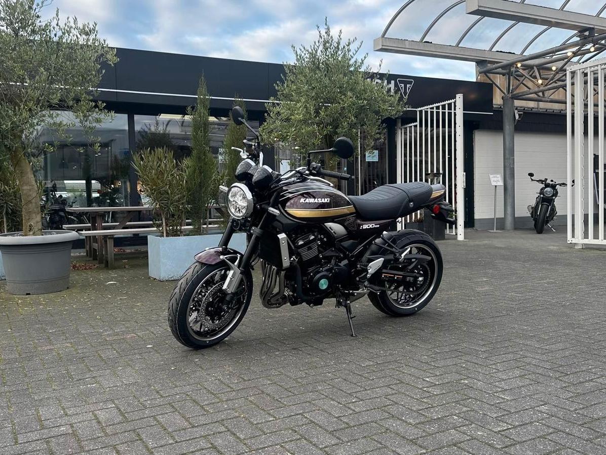 Kawasaki Z900 RS
