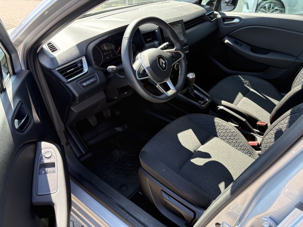 RENAULT Clio - Bild 7