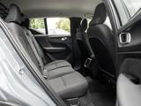 Volvo XC40 T3 Momentum Core - Volvo XC40: Grau