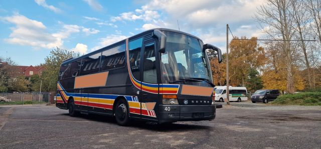 Setra 312 HD / Deutsches Fahrzeug / 381 PS  V8 / 315