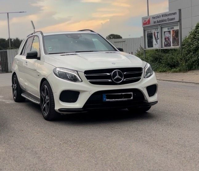MERCEDES-BENZ Mercedes Benz GLE 43 AMG *DISTRONIC+* *SCH...