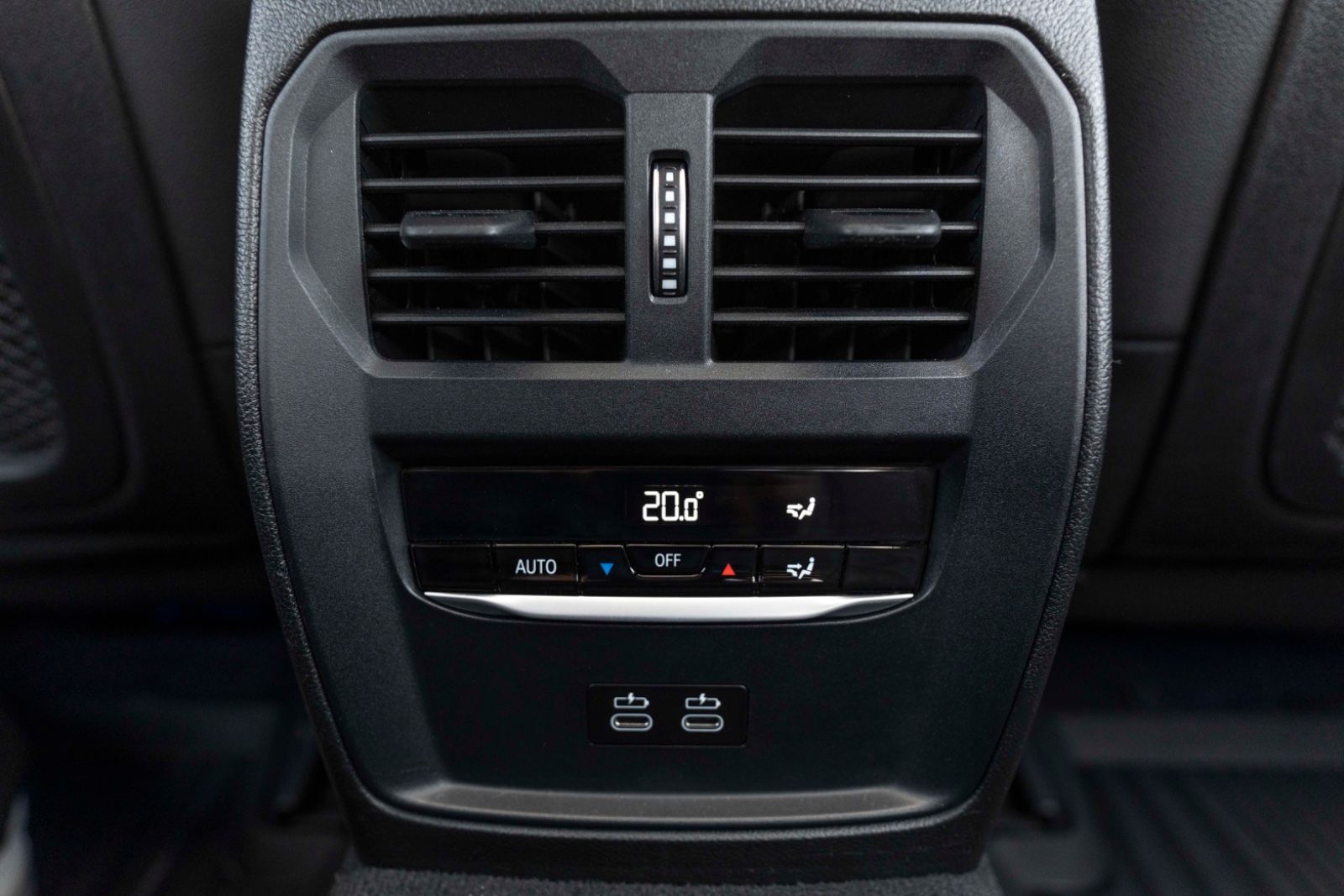 Fahrzeugabbildung BMW M340i Xdrive H&K HUD CARBON LED KAM